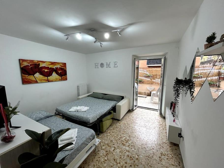 Apartment The First Door-rome